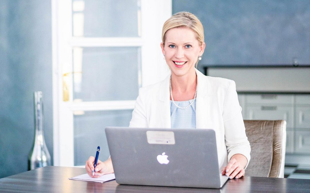 Janine Katharina Pötsch Knigge Trainerin München – Imagetrainerin